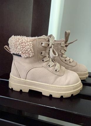Зимові черевики hm 23 розмір
