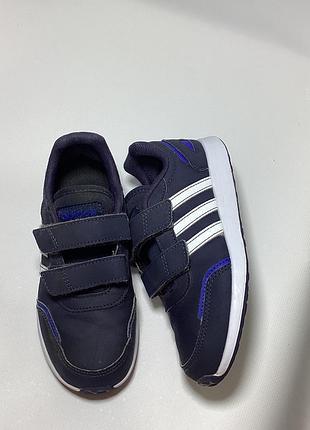 Кроссовки adidas