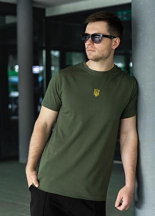 Патріотична футболка pobedov кольору хакі з жовтою вишивкою "герб"