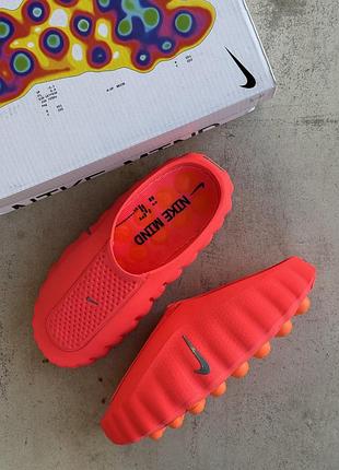 Nike mind 001 slide solar red