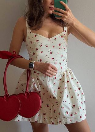 Коротка сукня жіноча zara в квітковий принт m