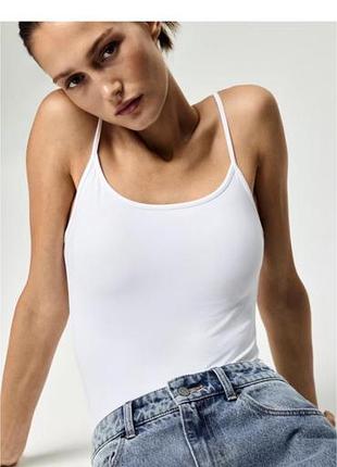 Чудова біла майка від h&m