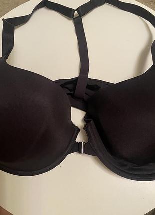 Бюстгальтер чорний спереду застібка ущільнений h&m 85/c
