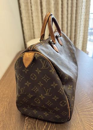 Louis vuitton 8