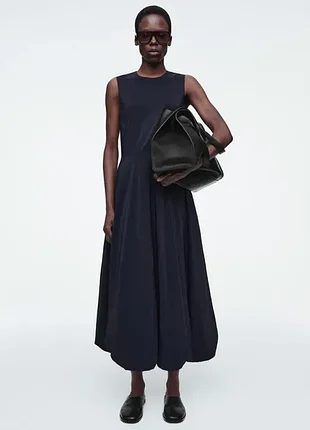 Сукня жіноча cos sleeveless bubble-hem midi dress