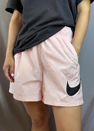 Оригінальні жіночі шорти nike sportswear essentials woven swoosh