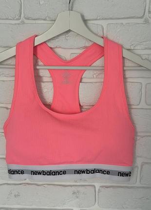 Спортивний топ new balance