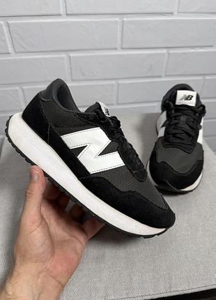 New balance оригінал унісекс кросівки текстиль/замша розмір 39