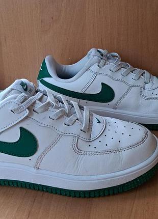 Кросівки оригінальні nike p35