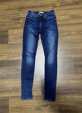 Джинсы tommy hilfiger