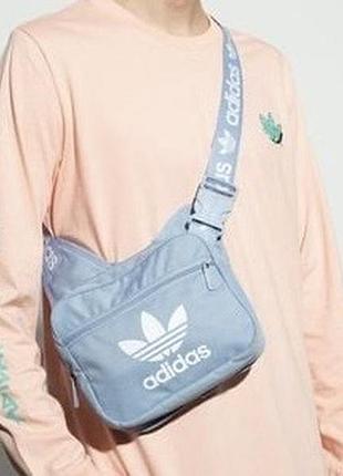 Стильна сумка через плече / бананка adidas originals adicolor (блакитна)