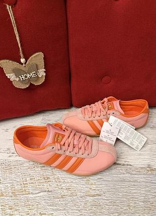 Кожаные фирменные кроссовки adidas 36 2/3р.