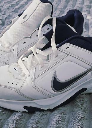 Кожаные кроссовки nike defy all day оригинал 47.5 размер (31 см) dj1196-100