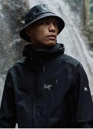 Класна куртка arcteryx