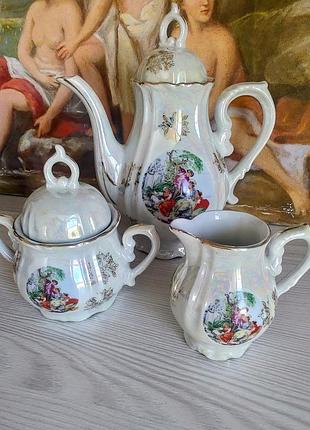 Набор 3 люстр demitasse, музыкальный кофейник/чайник,20 см. набор 3 предмета