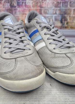 Кроссовки adidas 2