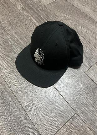 Продам кепки parajampers/vintage 2000s/diesel/huf/