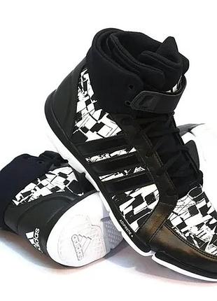 Жіночі чорні кросівки до щиколотки adidas iriya