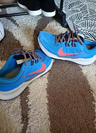 Nike, 43 розмір! сині кросівки у відмінному стані. легкі, зручні та стильні. ціна приємна.
