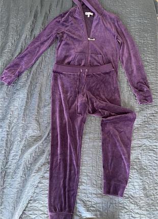 Фіолетовий шикарний костюм juicy couture