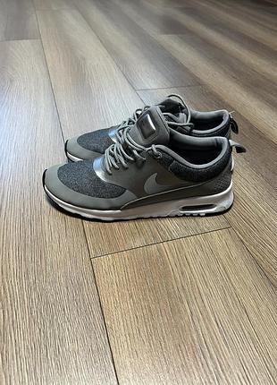 Кросівки nike