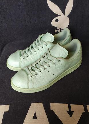 Кожаные кроссовки adidas 37