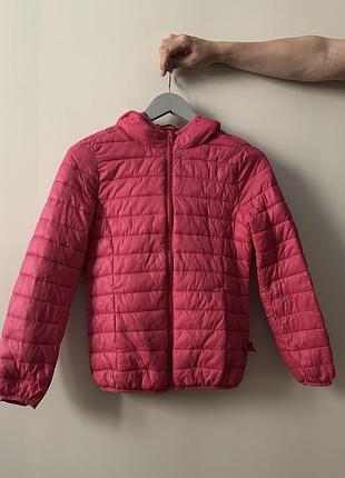 Рожева куртка benetton