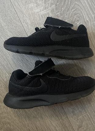 Кросівки дитячі nike 23,5