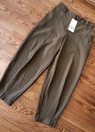 Новые брюки бананы / баллоны с рельефными швами zara