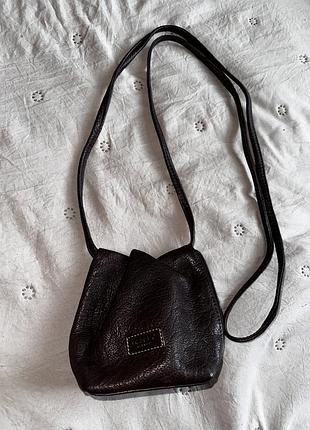 Вінтажна  шкіряна коричнева зерниста crossbody bag від osprey