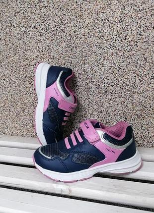 Кроссовки geox