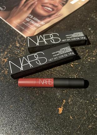 Nars powermatte high-intensity lip pencil у відтінку 180 walkyrie
