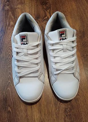Продам чоловічі кросівки бренду fila