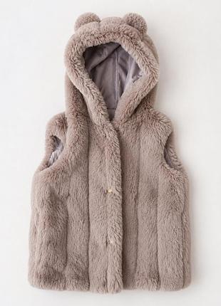 Хутряна жилетка river island з капюшоном “ведмедик” 4–5 років (110 см)