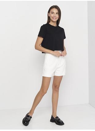 Stradivarius белые шорты