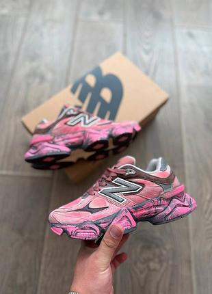 Стильні жіночі кросівки new balance 9060 pink camo