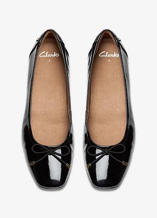 Шкіряні лакові балетки clarks з бантиком оригінал туфлі кларкс