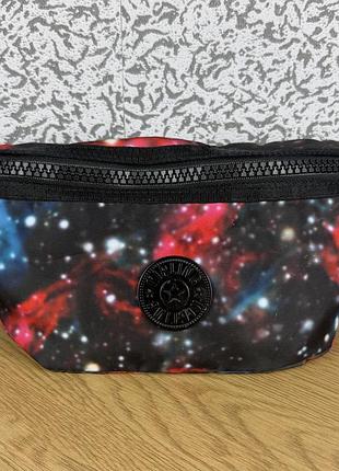 Kipling сумка бананка вмсітка