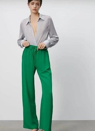 Шикарные зеленые легкие брюки из вискозы zara ✨✨✨✨✨✨✨✨✨✨