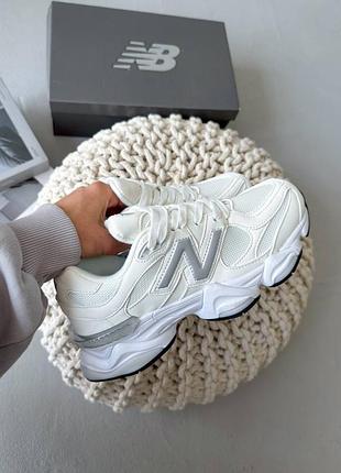 9060 white/grey