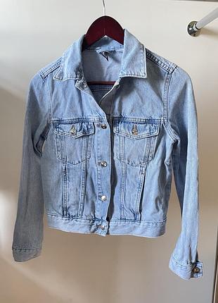 Джинсова куртка h&m  s