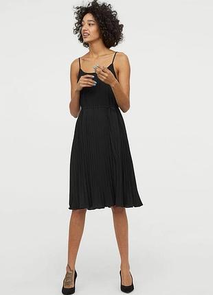 Сукня міді плісе h&m