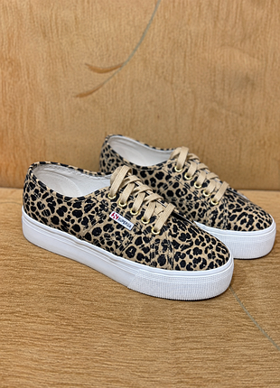 Оригінальні кеди superga