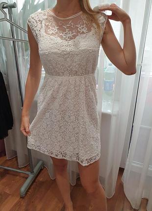 Стильное летнее платье zara trafaluc collection.