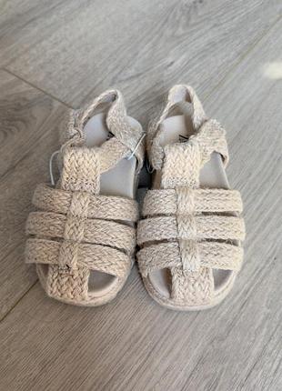 Босоніжки zara, розмір 23, 24