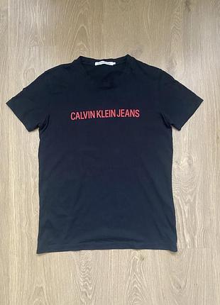 Чорна чоловіча футболка calvin klein