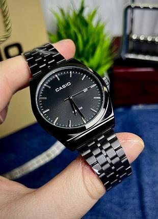 Годиник casio