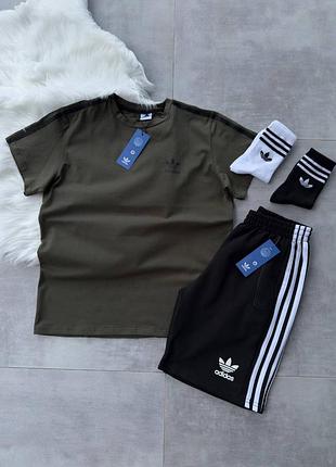 Чоловічий спортивний костюм adidas хакі на весна/літо/осінь адідас футболка + шорти