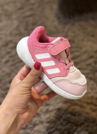 Оригінальні дитячі кросівки adidas на дівчинку 23 розмір (13.5 см) б/в на липучках