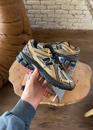 New new balance 1906r gold